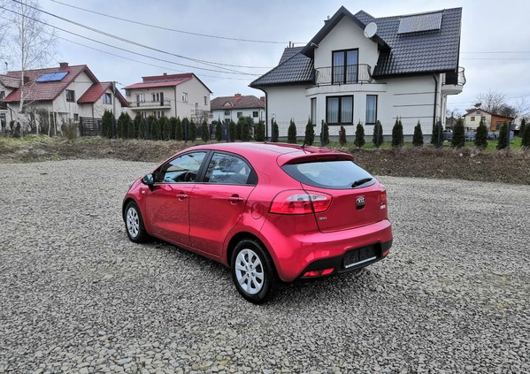 Kia Rio cena 12900 przebieg: 164000, rok produkcji 2014 z Olsztynek małe 781